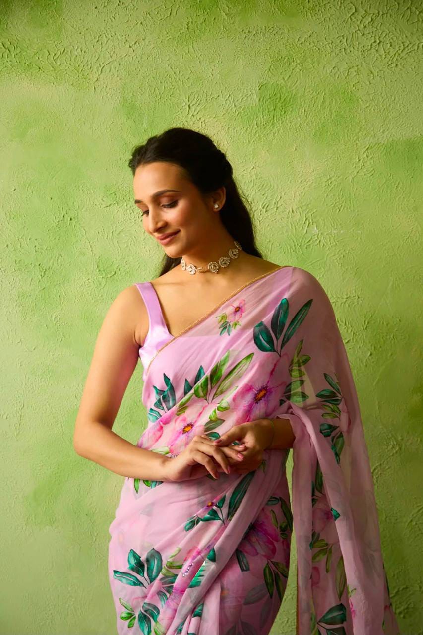 Floral Print Teby Silk Saree with Blouse for Women