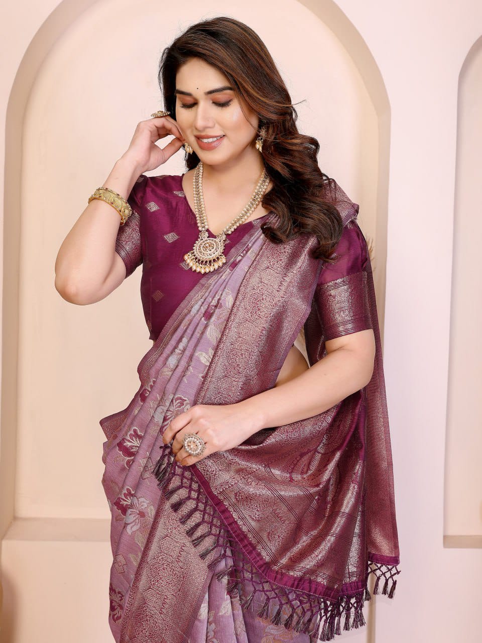 Pure Cotton Spun Saree with Jacquard Zari Weaving