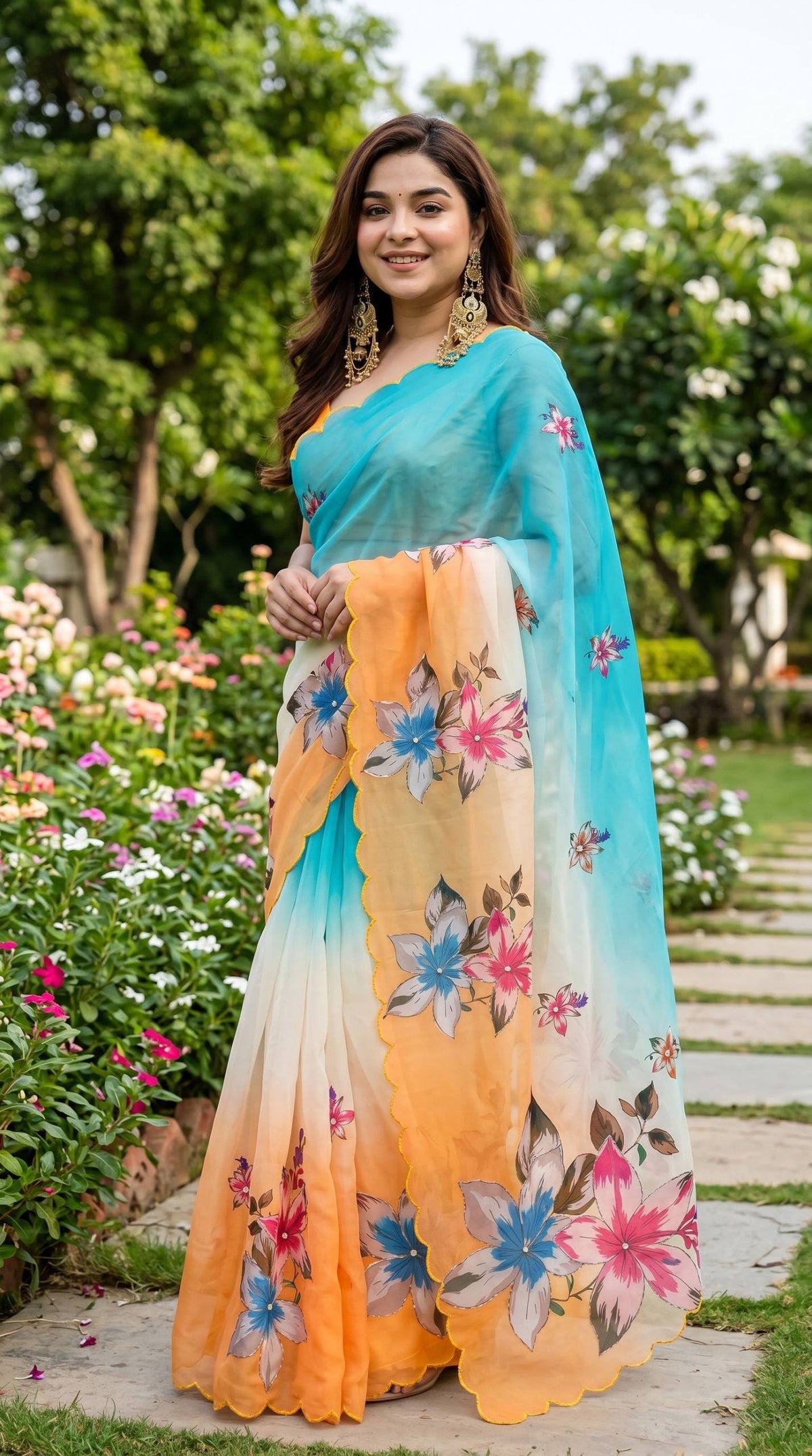 Soft Georgette Floral Digital Print Saree with Khatli Handwork