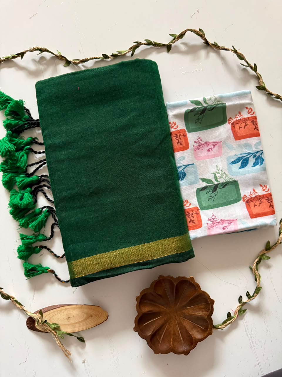 Handloom Khadi Cotton Saree with Zari Border & Printed Blouse