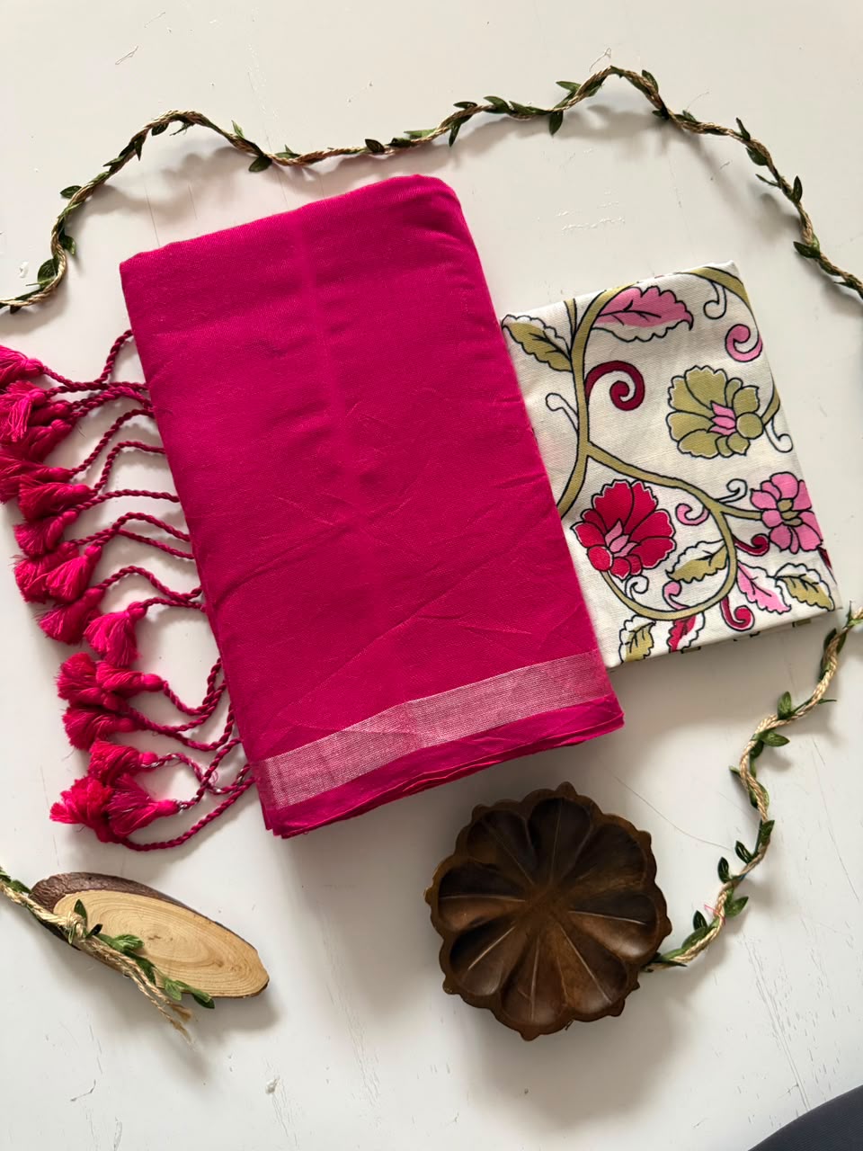 Handloom Khadi Cotton Saree with Zari Border & Printed Blouse