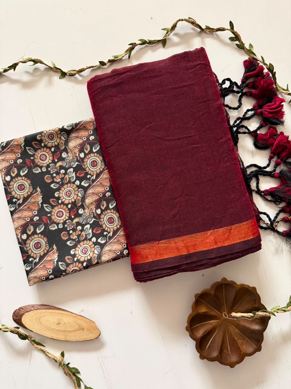 Handloom Khadi Cotton Saree with Zari Border & Printed Blouse